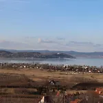 Prázdninový dům Evelin Nyaralohaz *