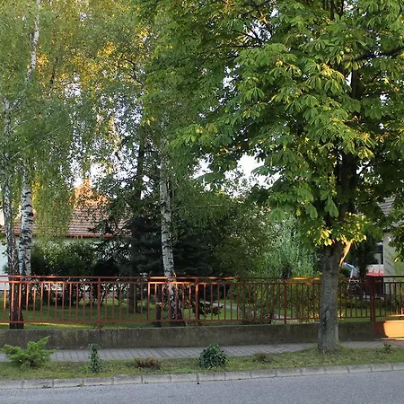 Evelin Nyaralohaz Holiday home Siofok