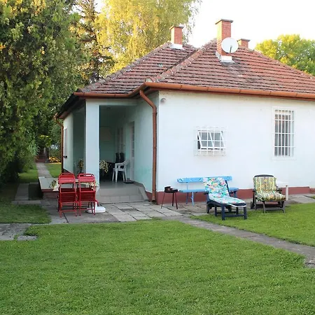 Holiday home Evelin Nyaralohaz *